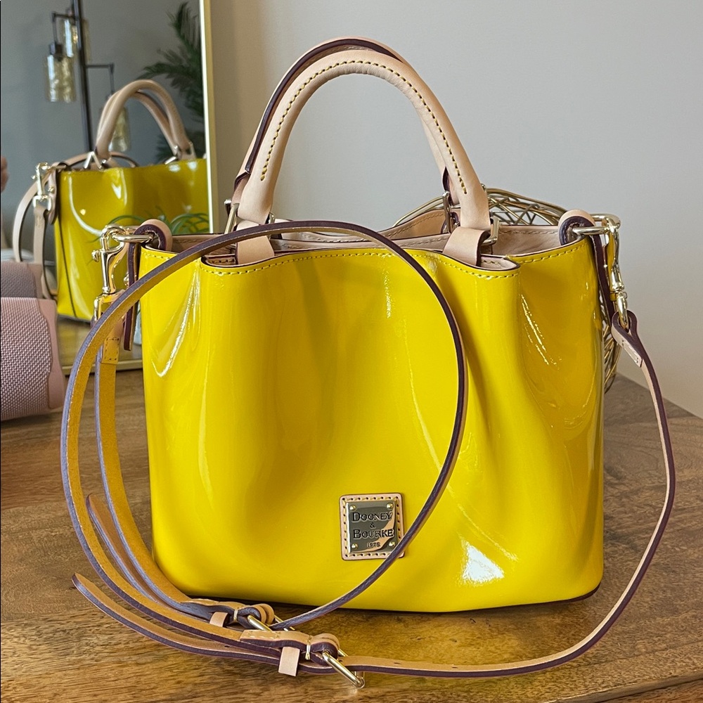 Dooney & Bourke Mini Barlow Tote With Crossbody Strap Patent Leather Yellow‎ NEW - Picture 5 of 10